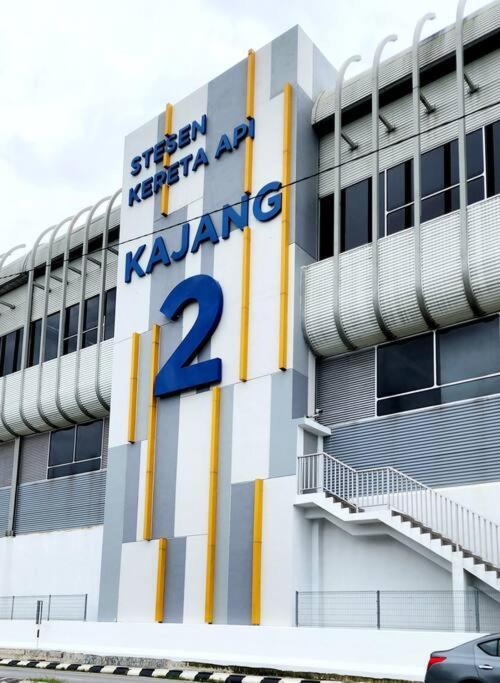 Apartemen Bangi #muji Family #netflix 8pax Near Ukm *